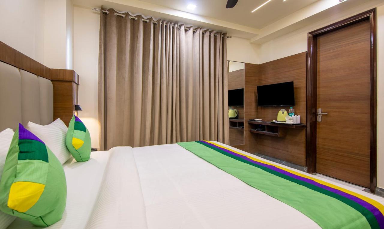 Treebo Royal Comfort Nové Dillí Exteriér fotografie