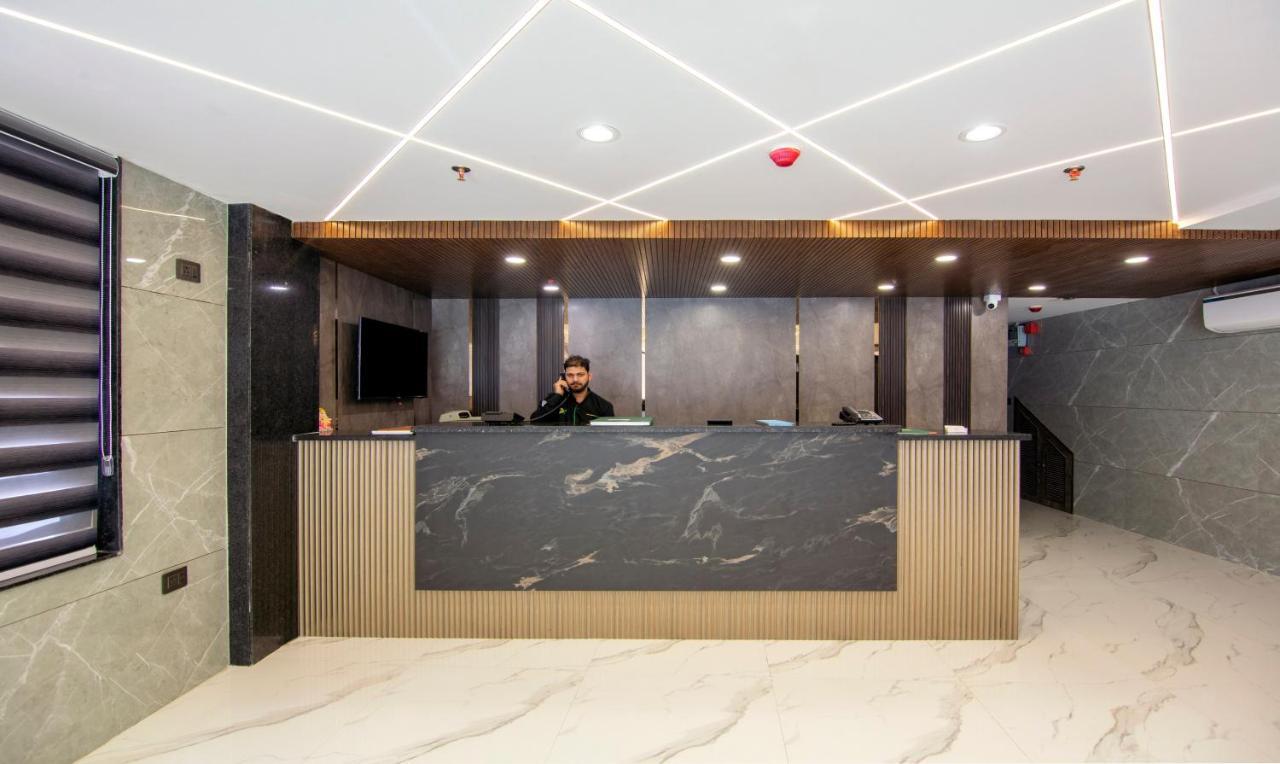Treebo Royal Comfort Nové Dillí Exteriér fotografie