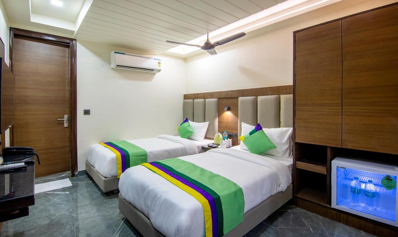 Treebo Royal Comfort Nové Dillí Exteriér fotografie